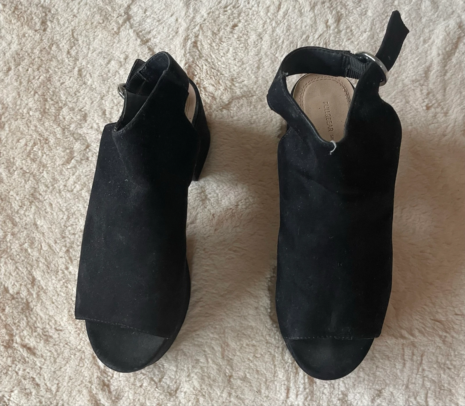 Sandalias de tacón negras con plataforma – Talla 35